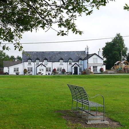 Garway Moon Inn Exterior photo
