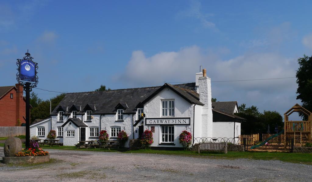 Garway Moon Inn Exterior photo