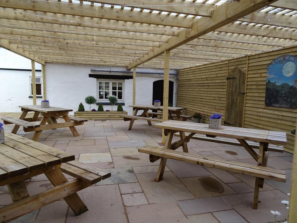 Garway Moon Inn Exterior photo